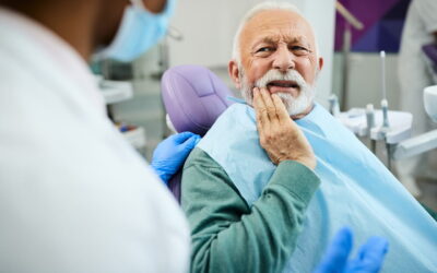 Dolore all’impianto dentale: i sintomi del rigetto